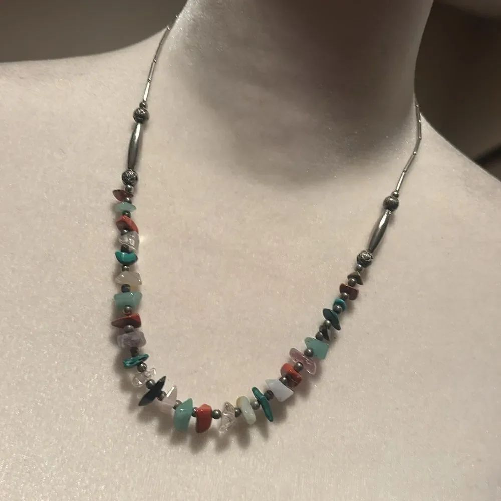 Vintage Liquid Silver and MultiโStone Necklace